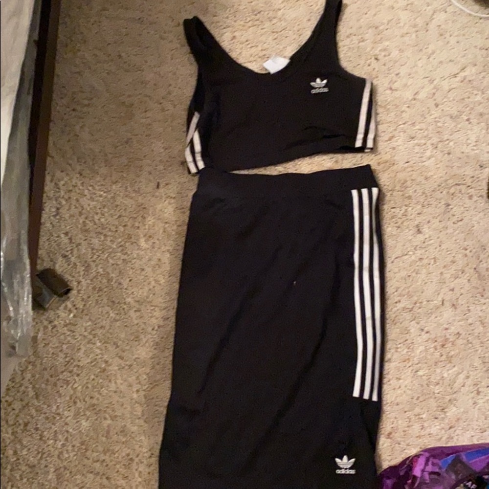 Two piece set